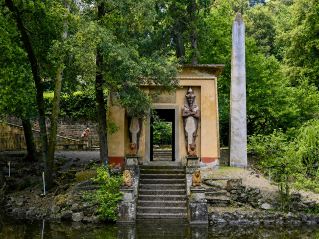 Tempio egizio nel Parco Stibbert a Firenze